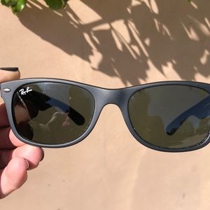 rb2132 new wayfarer 622 52o18 3n